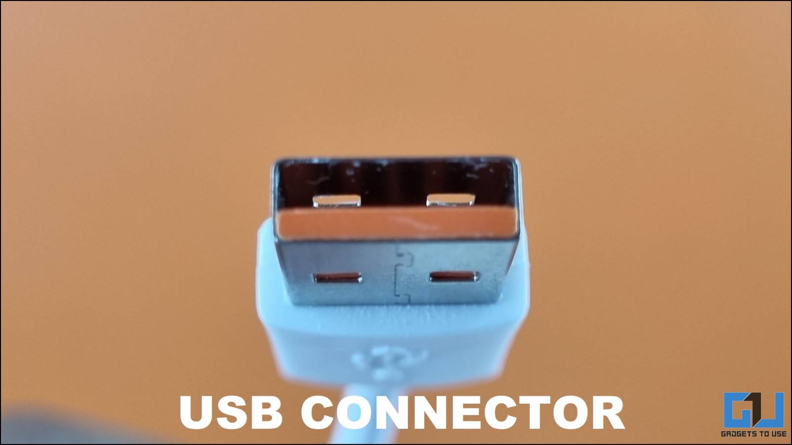 USB 커넥터 포트